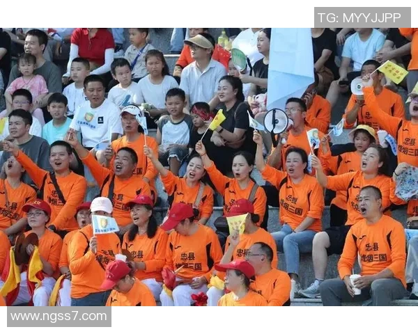 女子足球直播盛宴来袭精彩赛事不容错过尽享激情与荣耀的瞬间 女子足球直播盛宴来袭精彩赛事不容错过尽享激情与荣耀的瞬间